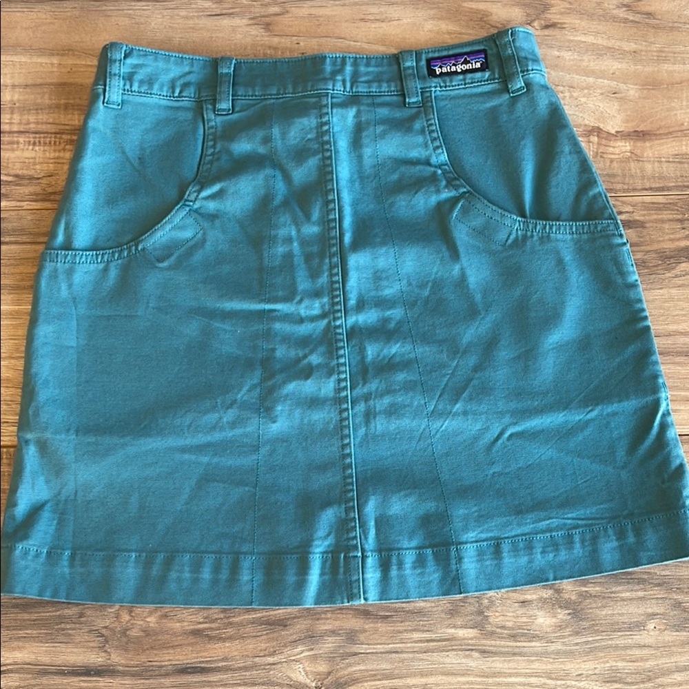 NWT Patagonia Women's Stand Up Skirt Size 6 Teal Organic Cotton Pockets